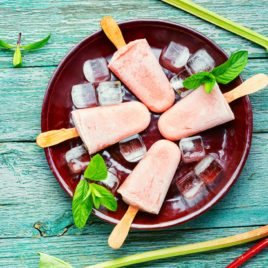 Vegan Rhubarb Lollies