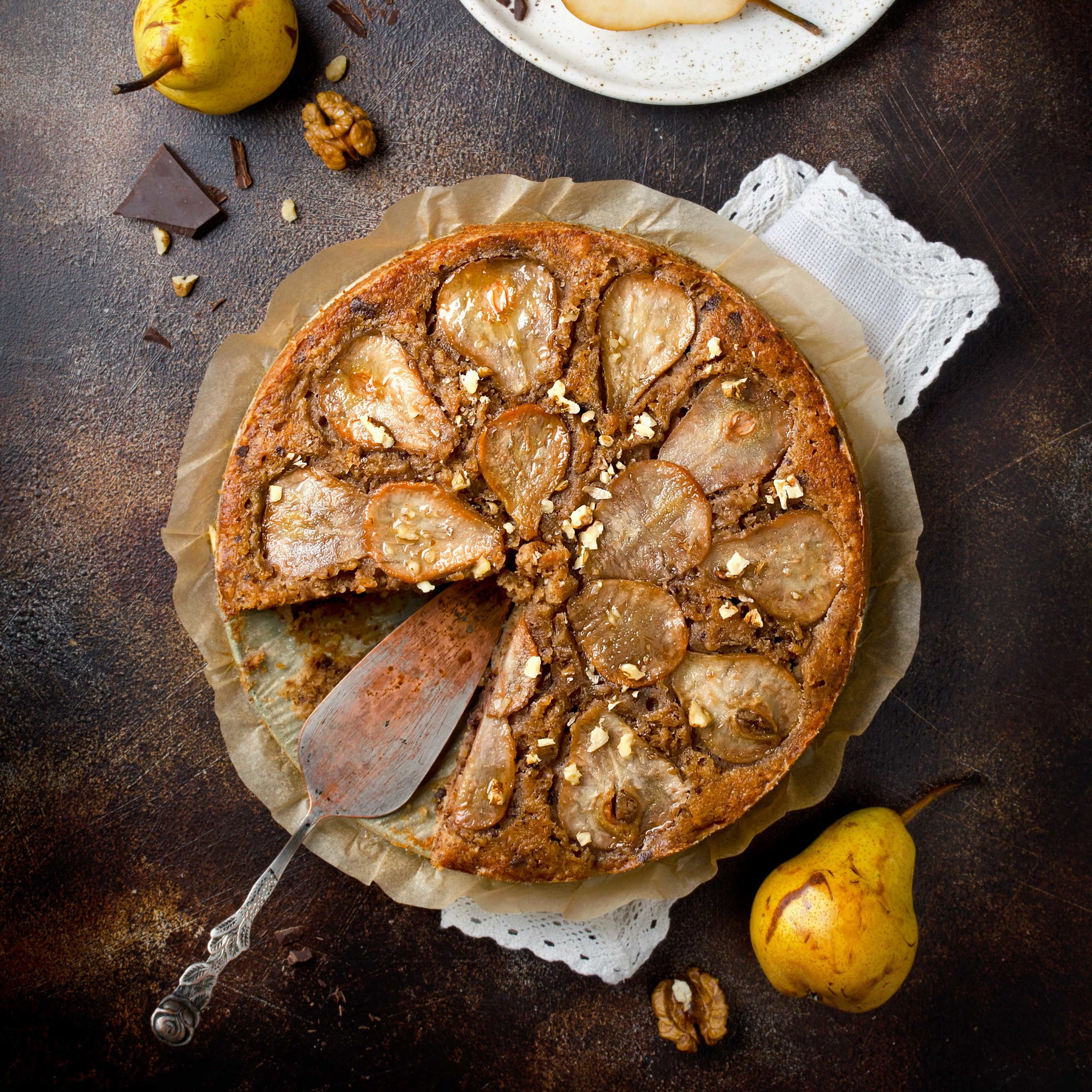 Pear and walnut pie - Better Food