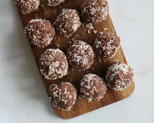 Cacao and Almond Bliss Balls