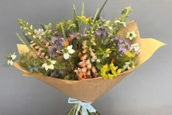 summer hand tied bouquet workshop